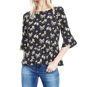 🌼 Banana Republic Flutter Sleeve Daisy Top